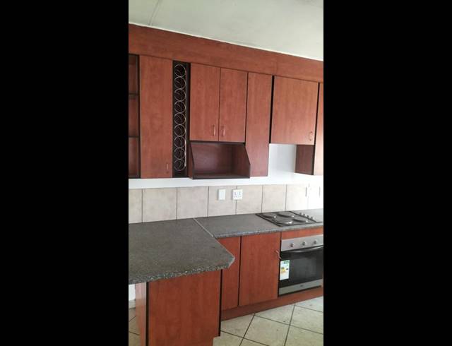 2 BEDROOM PROPERTY TO RENT IN ELSPARK